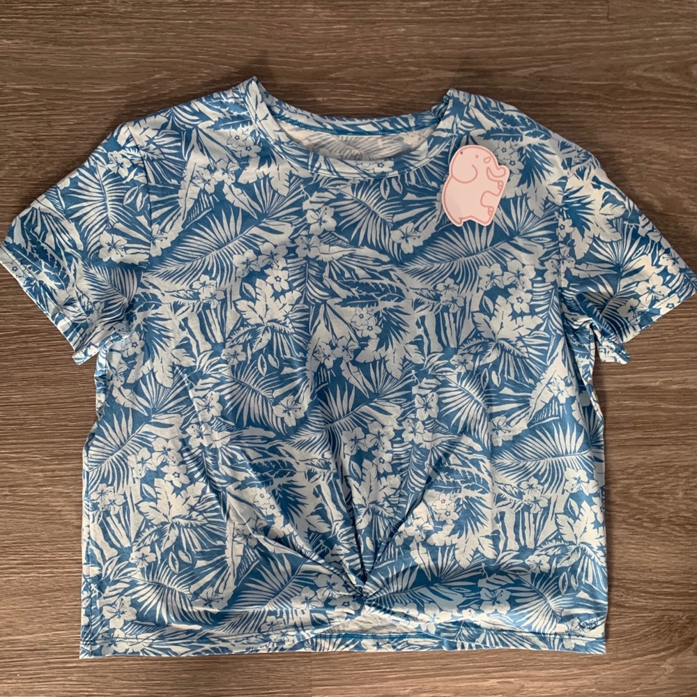 NWT Ivory Ella RARE tropical tee. Sm. More sizes